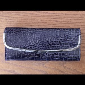 Purple Clutch